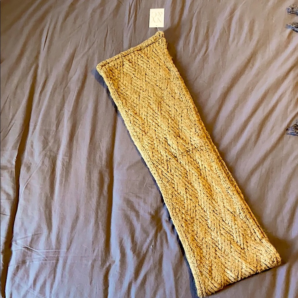 New York & Co Infinity Scarf
